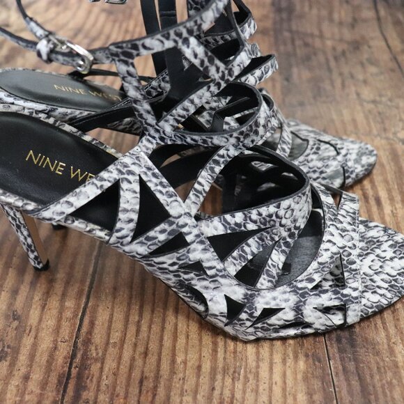 Nine West Heels Black & White Snake print - Picture 2 of 4